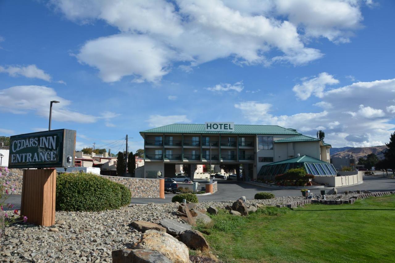 Hotel Cedars